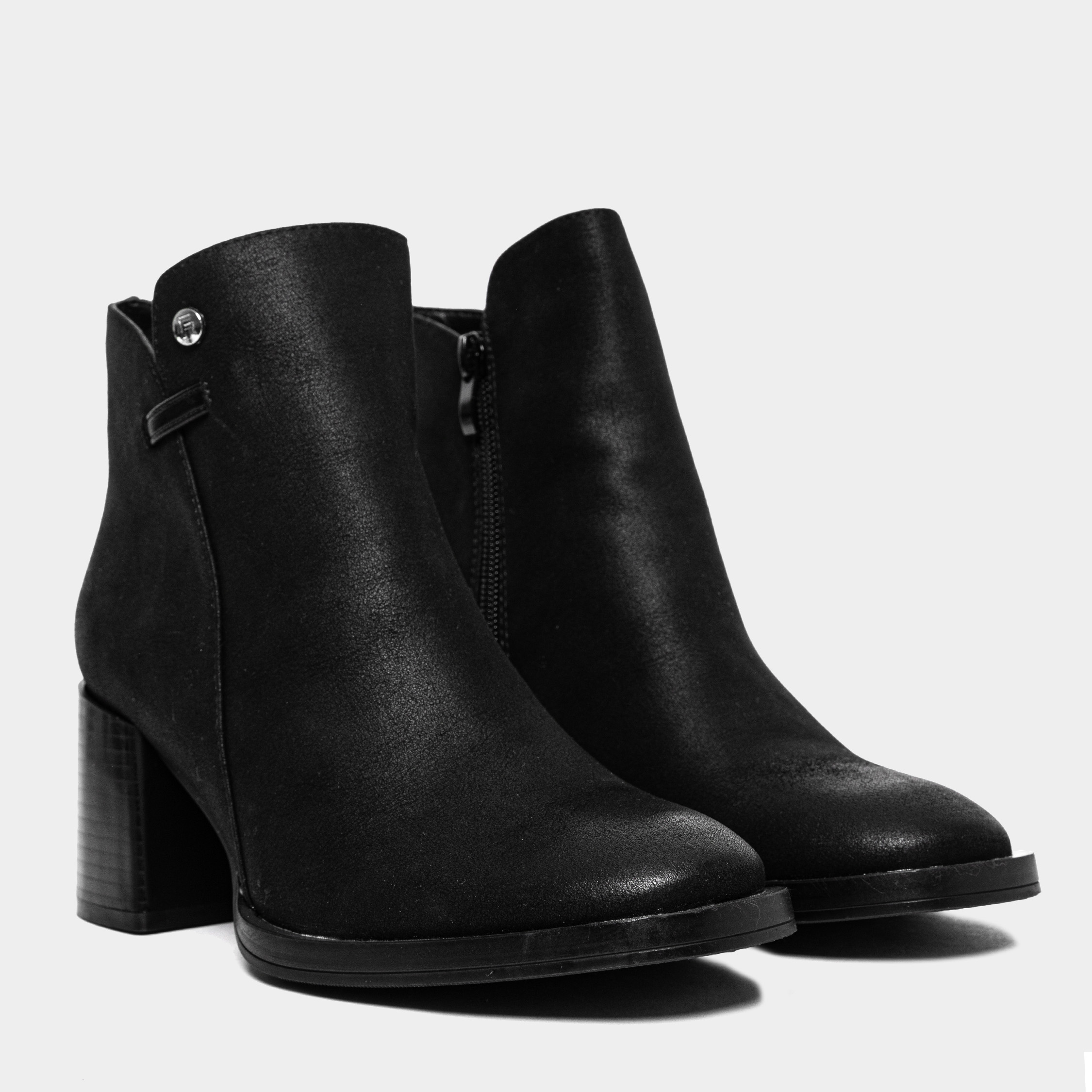 Ripley - BOTIN MUJER FOOTLOOSE FCH-HS58 (35-39) NAYLA NEGRO
