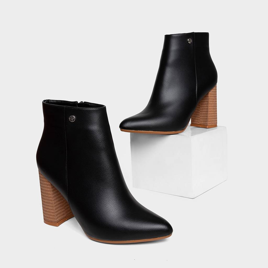 Ripley - BOTINES MUJER FOOTLOOSE NEGRO FS-035 WINNY (35-39)
