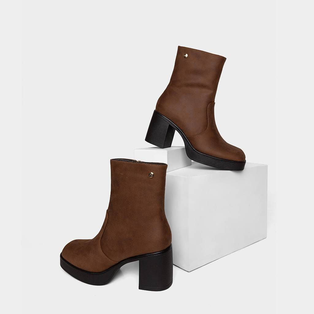 Ripley - BOTINES MUJERES FOOTLOOSE FCH-RN034 ELIZA