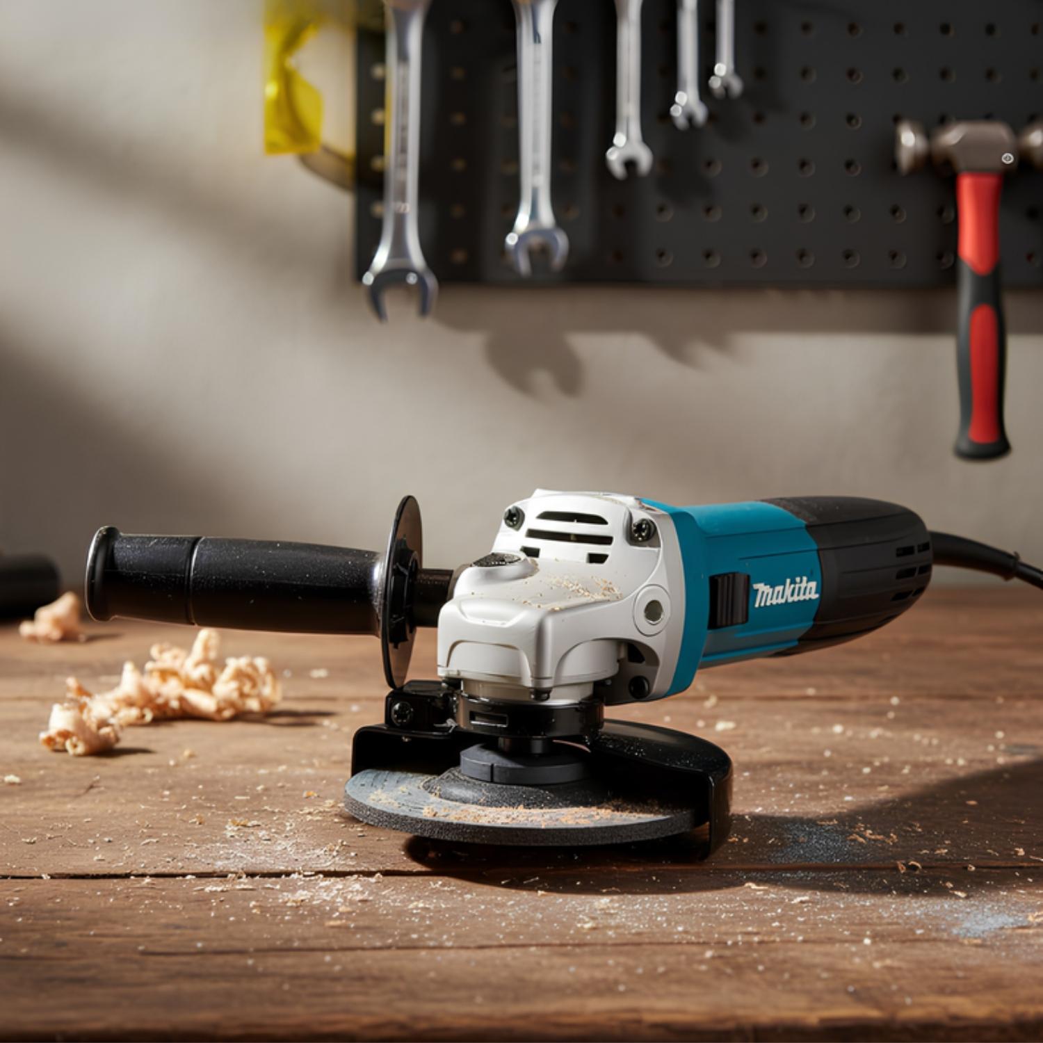 AMOLADORA ANGULAR 4 1/2' 720W 11000 RPM MAKITA - 2