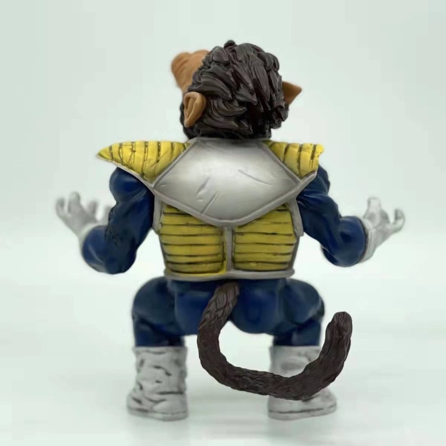 FIGURA DE ACCIÓN VEGETA OZARU 15 CM – DRAGON BALL Z - 5