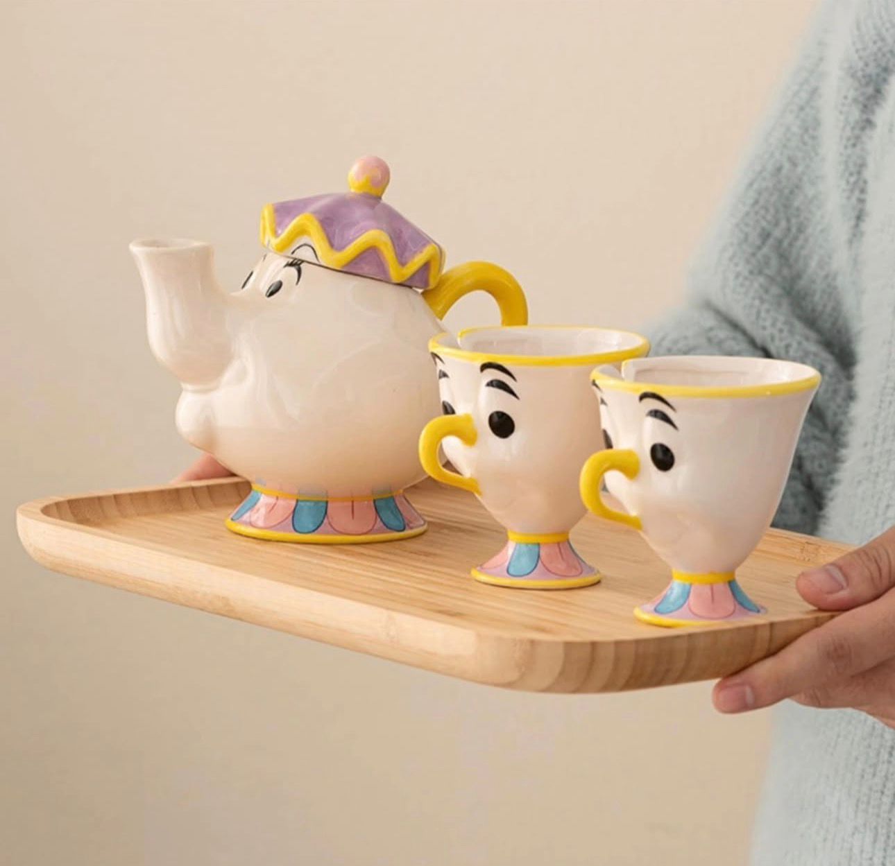 SET TETERA Y TAZAS SEÑORA POTTS Y CHIP LA BELLA Y LA BESTIA - 7