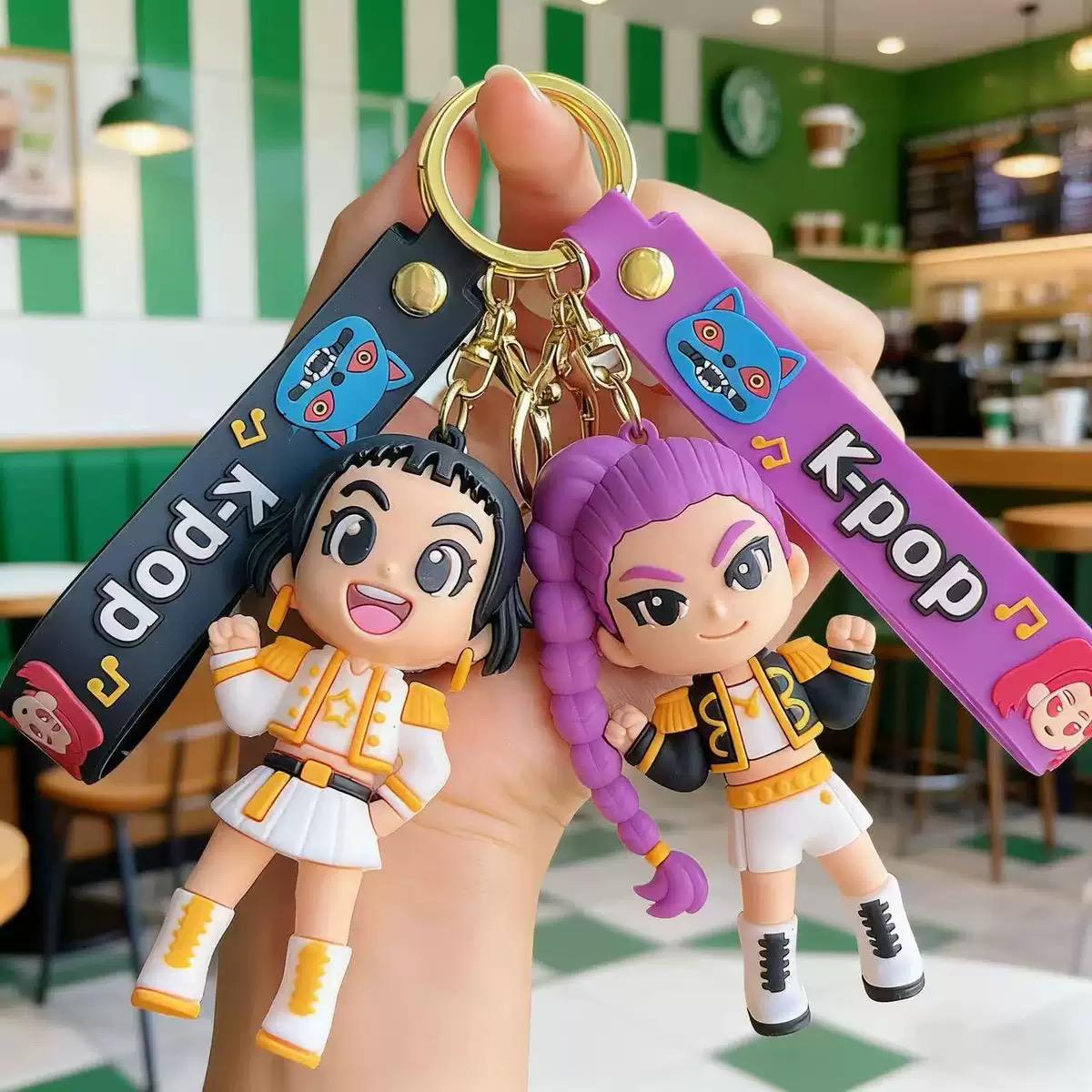 PACK DE 4 LLAVEROS GUERRERAS K-POP DEMON HUNTERS DE JEBE 7 CM - 2