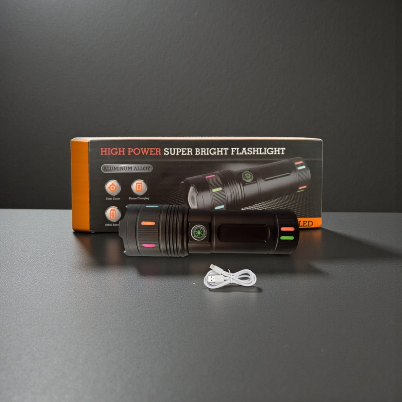 LINTERNA TÁCTICA MILITAR DE ALUMINIO RECARGABLE USB-C 3600MAH CON ZOOM SANTOFA ELECTRONICS S2074 - 3