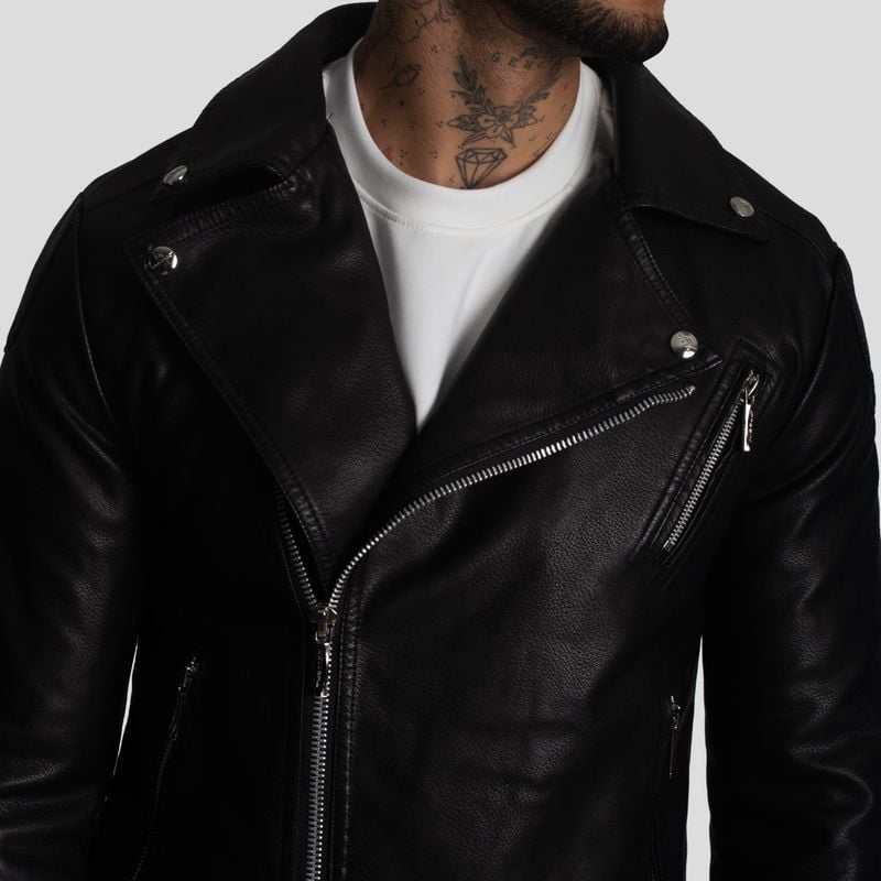 CASACA BIKER EN ECO-CUERO – SOLAPA ASIMÉTRICA ESTILO BIKER - 2