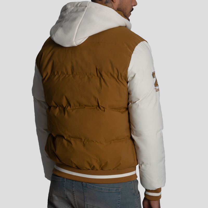 CASACA VARSITY PUFFER BLOCK COLOR CON CAPUCHA-REPELENTE AL AGUA - CORTAVIENTO Y BORDADO EN CONTRASTE - 2