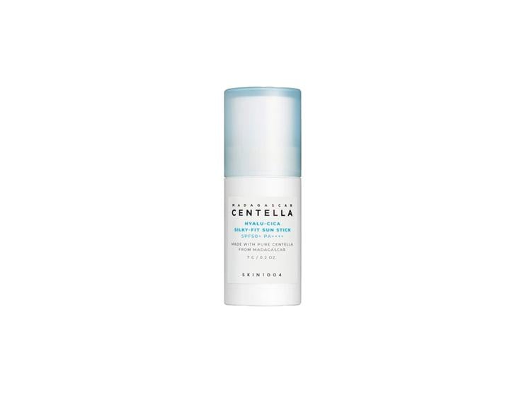 MINI BARRA MADAGASCAR CENTELLA HYALU-CICA SILKY-FIT SUN STICK 7G - SKIN1004 - 1