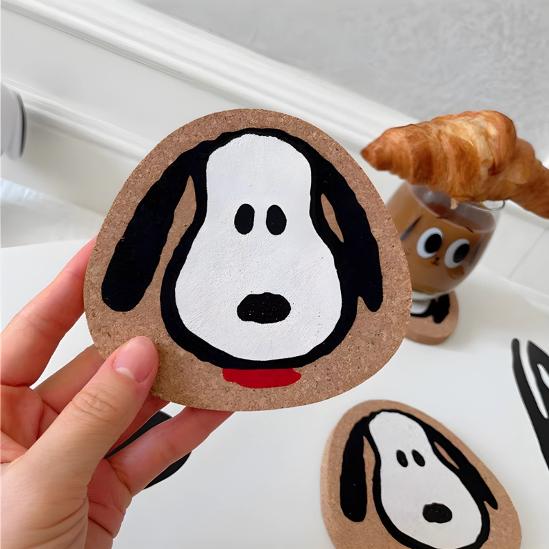 SNOOPY SET DE 4 POSAVASOS CORCHO MARRÓN - 8