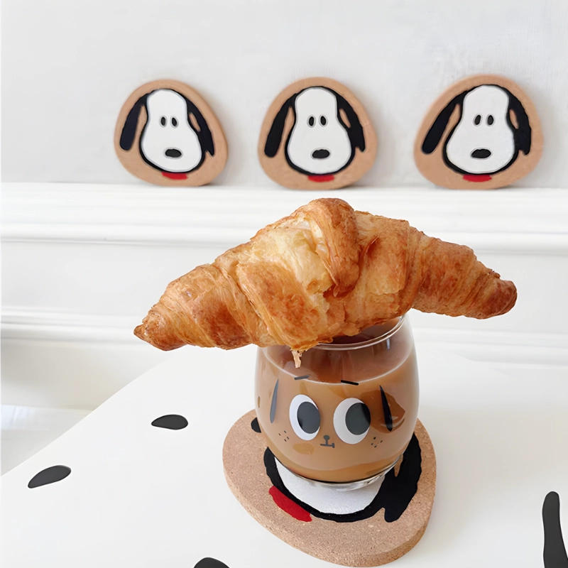 SNOOPY SET DE 4 POSAVASOS CORCHO MARRÓN - 10