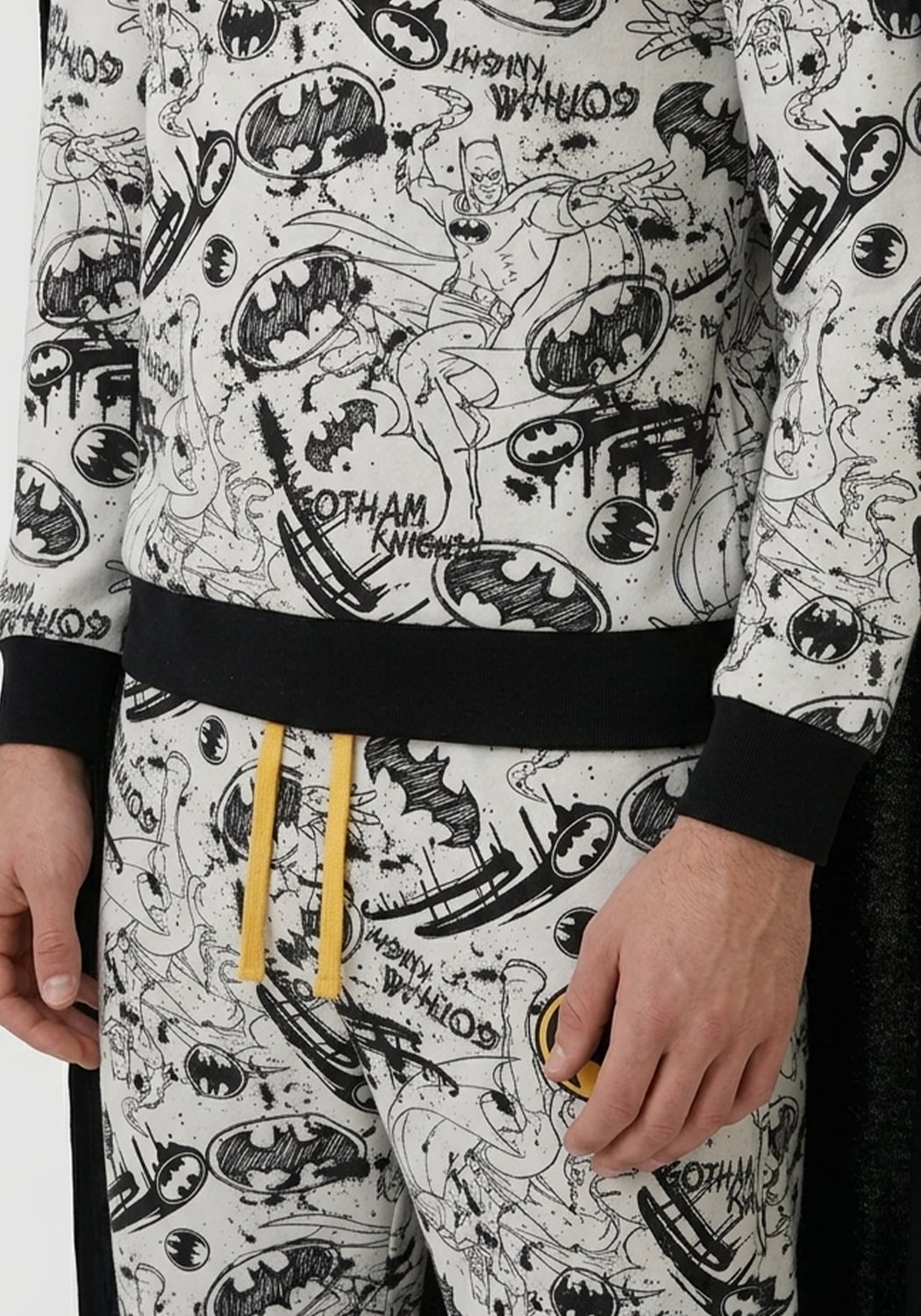 PIJAMA HOMBRE BATMAN CON CAPA - 3