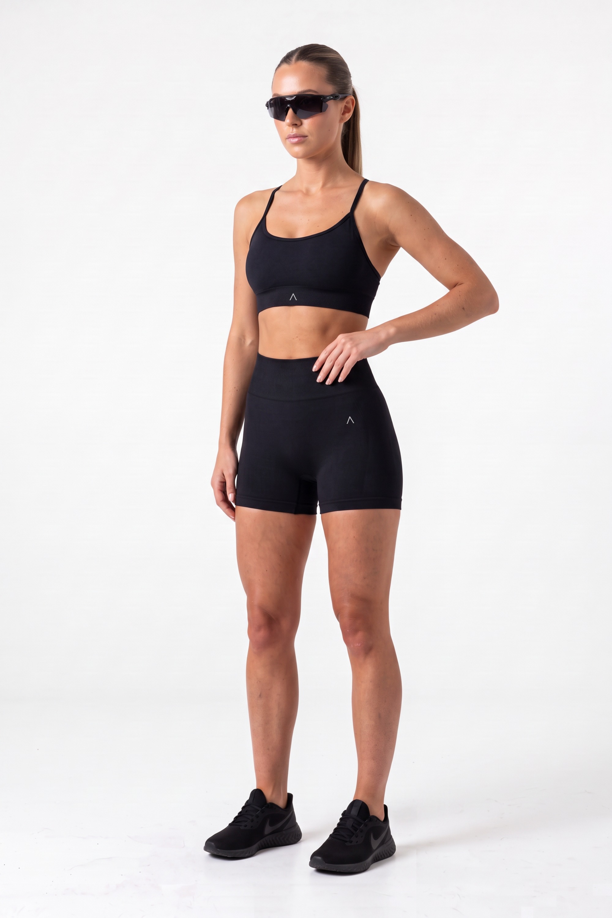 SET DEPORTIVO MUJER PUMP NEGRO - 4