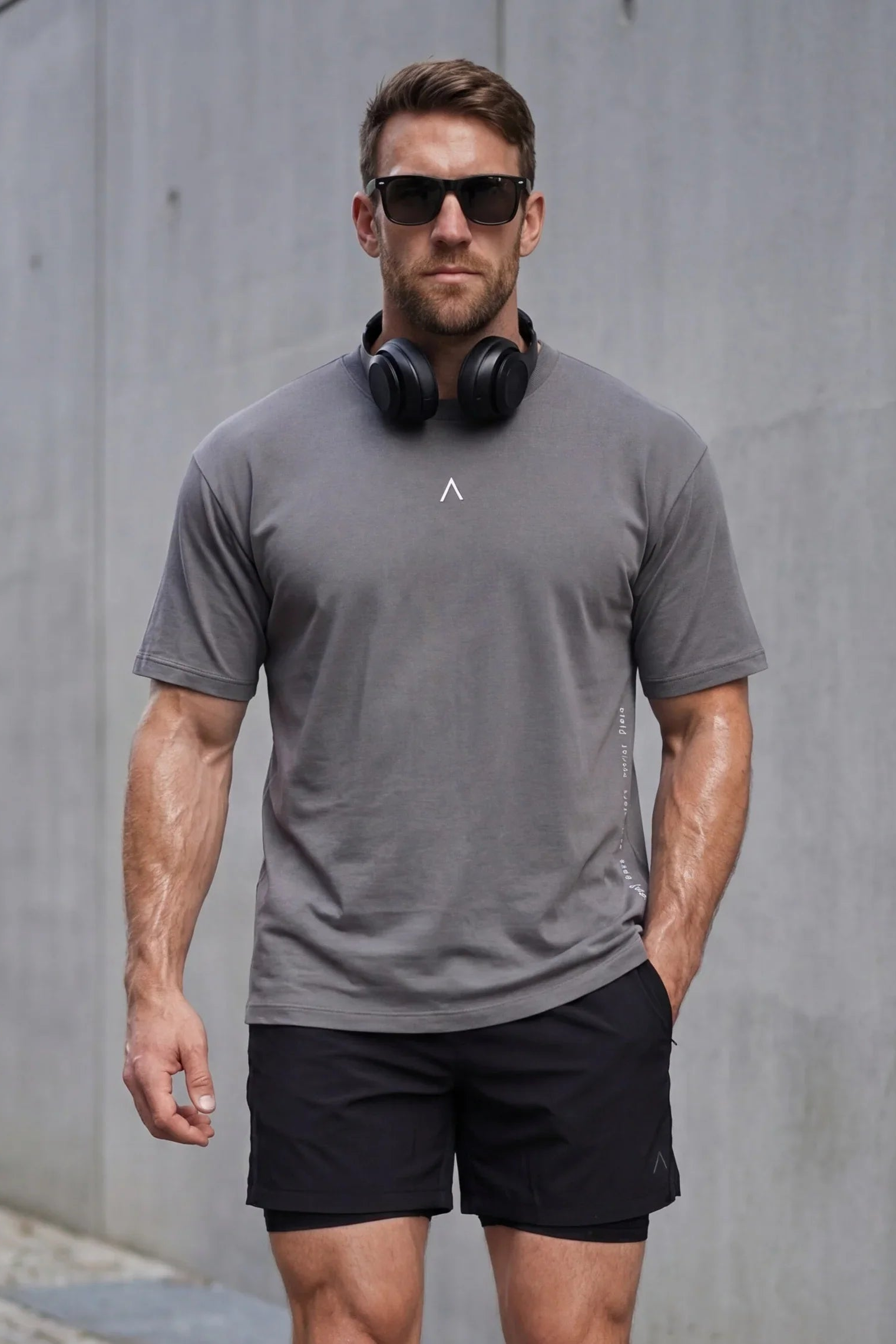 POLO DEPORTIVO HOMBRE OVERSIZE GRIS - 1