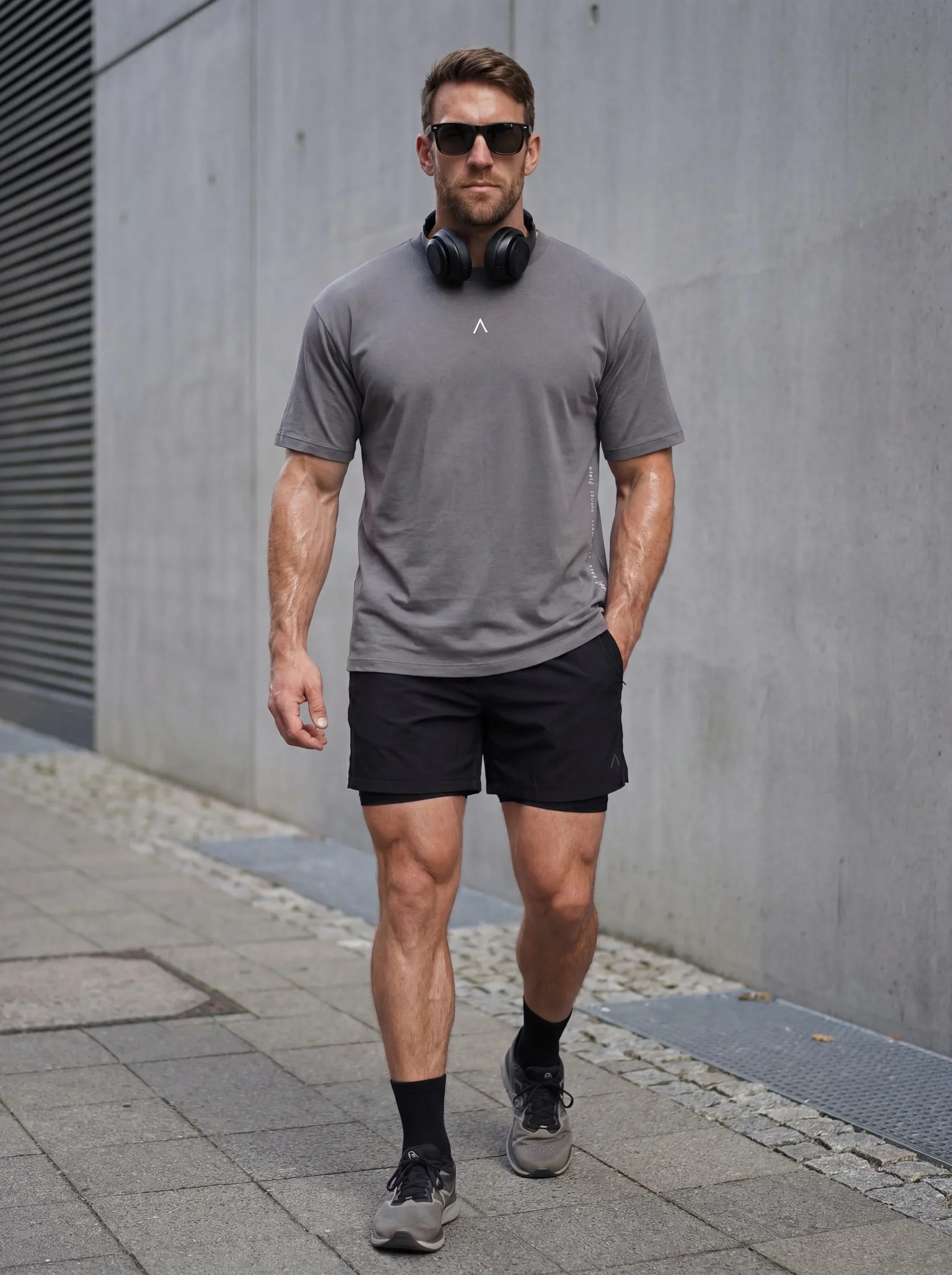 POLO DEPORTIVO HOMBRE OVERSIZE GRIS - 4