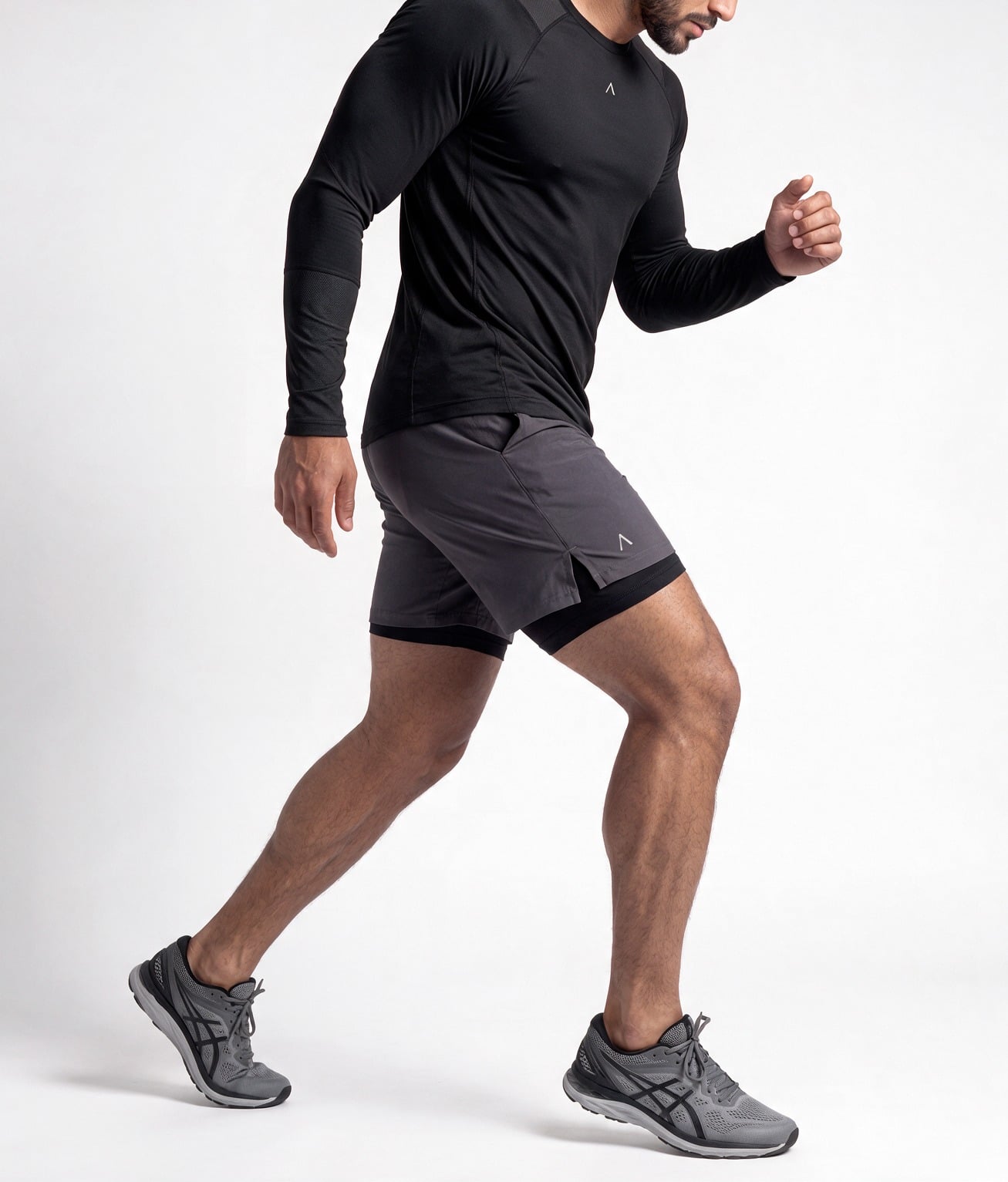 SHORT DEPORTIVO HOMBRE RUNTECH GRIS - 2