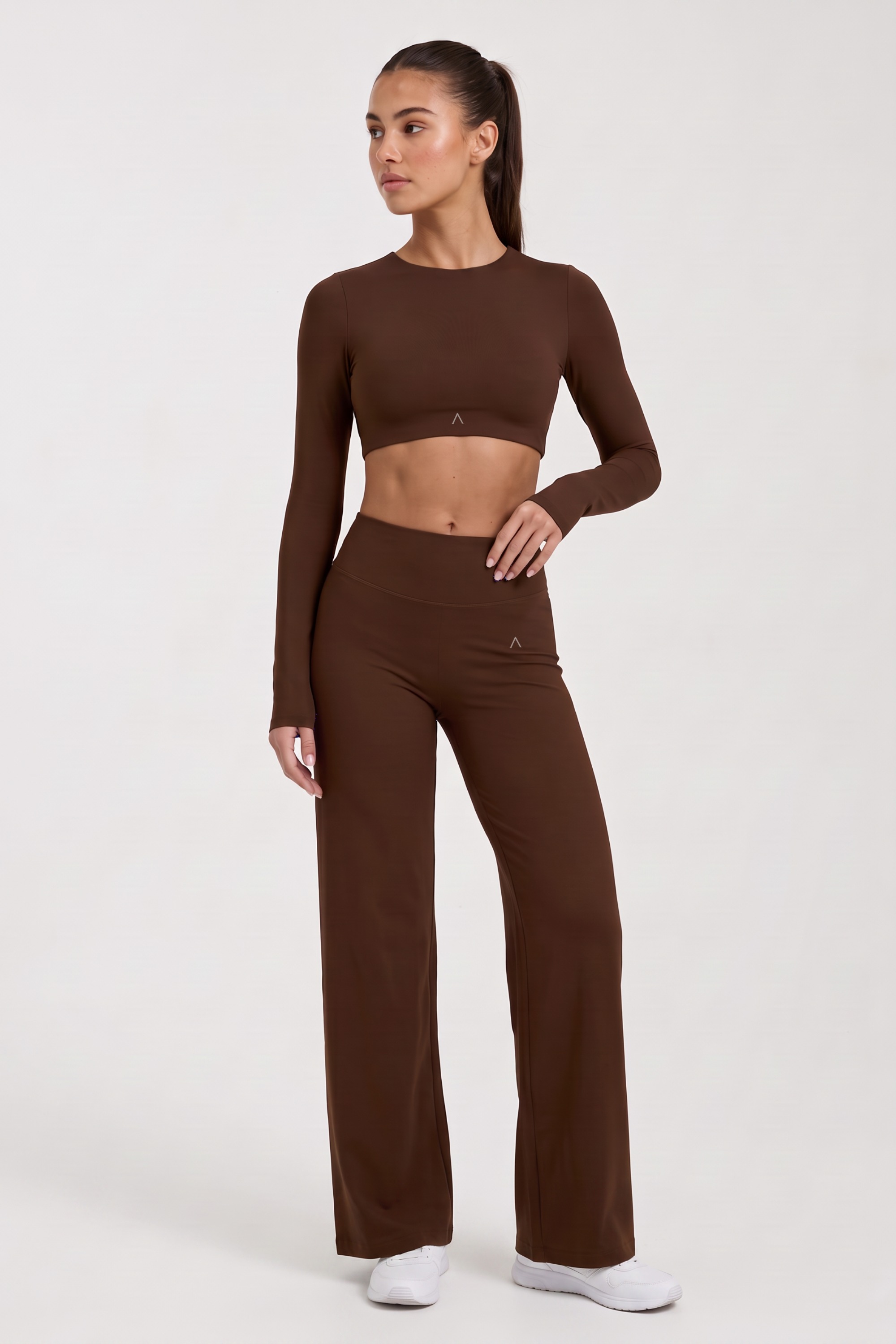 SET DEPORTIVO MUJER LOTUS COFFE - 6