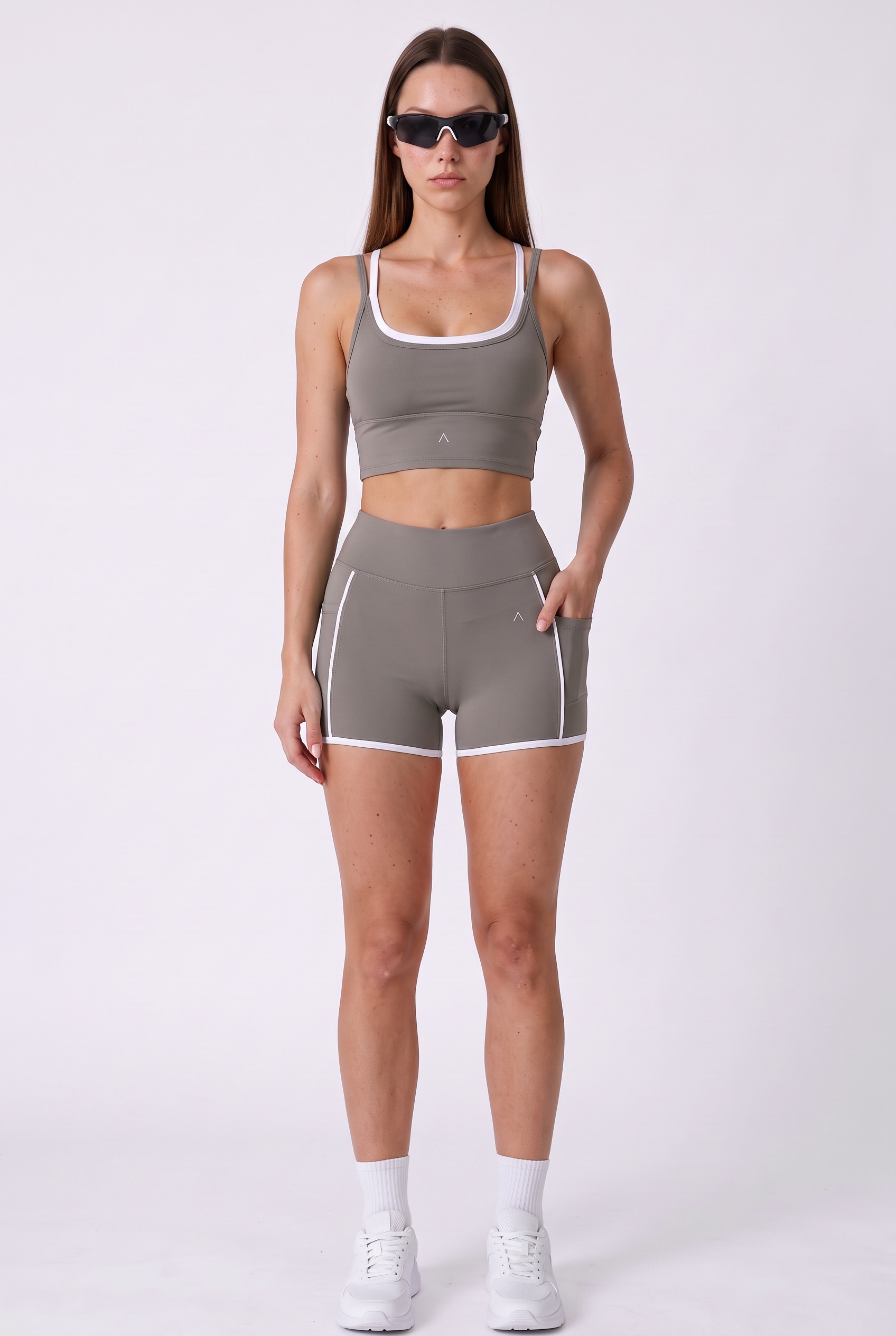 SET DEPORTIVO MUJER REVIVE GRIS - 7