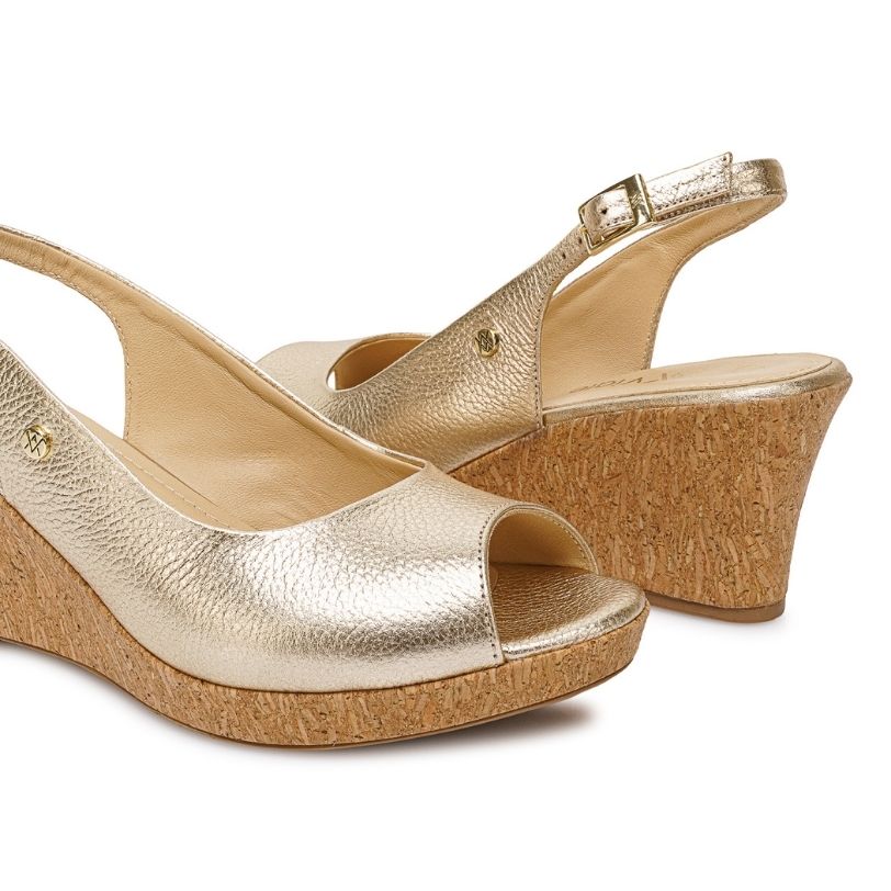 SANDALIA PEEP TOE CASUAL SOFI-2606 DORADO VIALE CUERO - 2