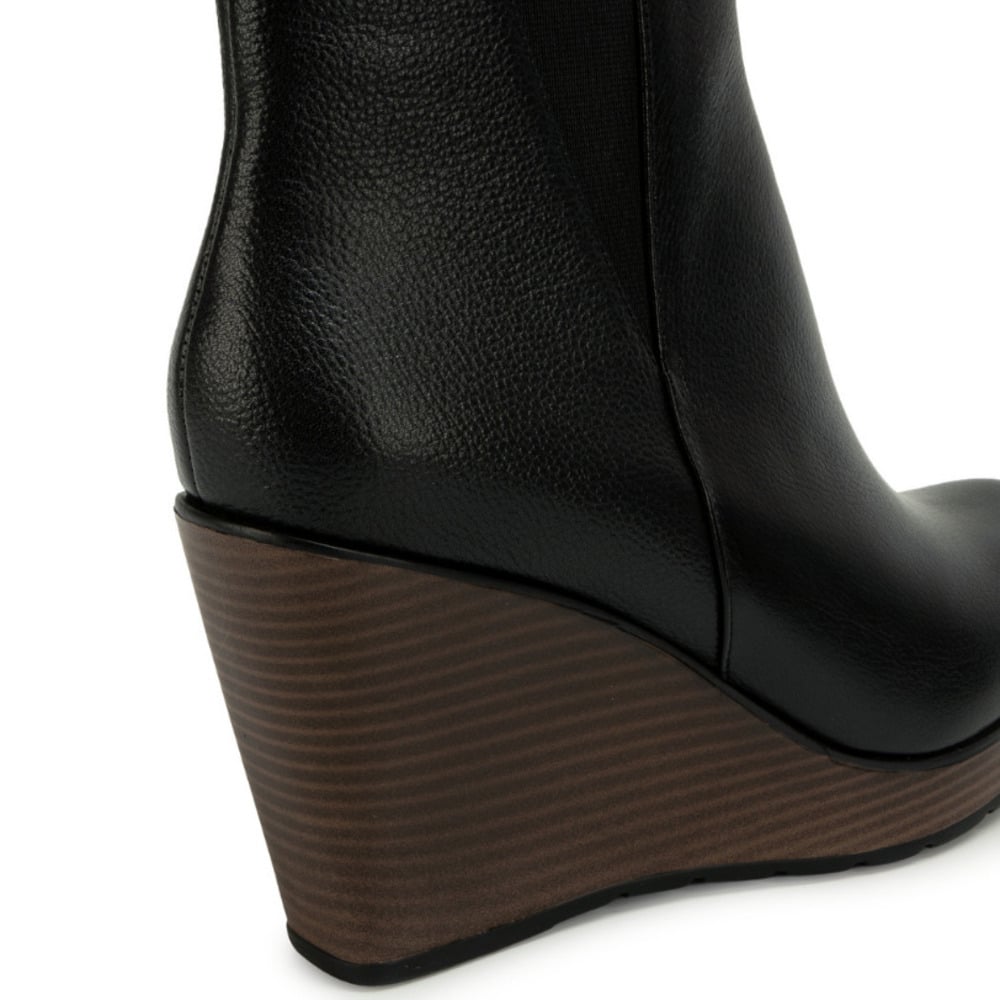 BOTIN CHELSEA LINDA-2614 NEGRO VIALE CUERO - 4
