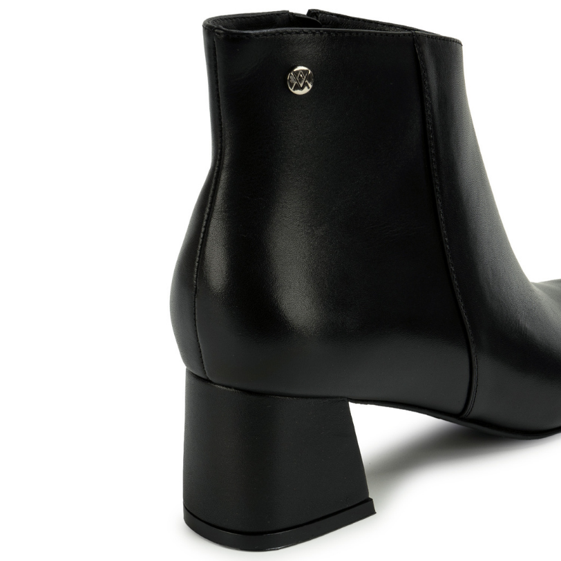 BOTIN BASICO LINDA-2624 NEGRO VIALE CUERO - 3
