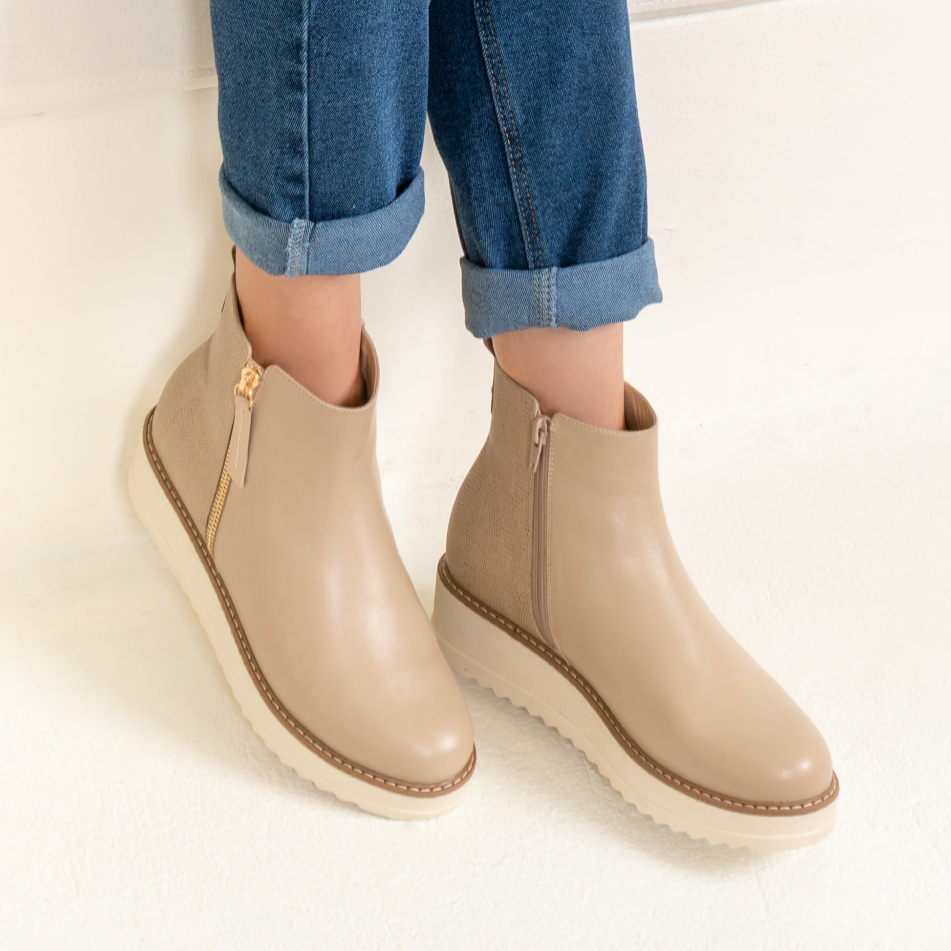 BOTIN JODHPUR LINDA-2625 TAUPE VIALE CUERO - 1