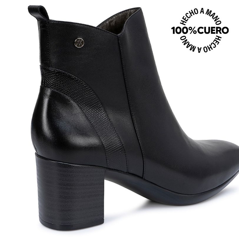 BOTIN BASICO DAYA-2612 NEGRO CUERO VIALE - 3