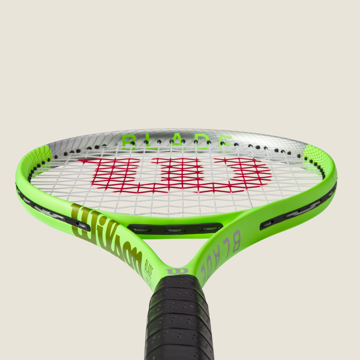 RAQUETA DE TENIS ULTRA 100 V5 FRM 2 WILSON - 4