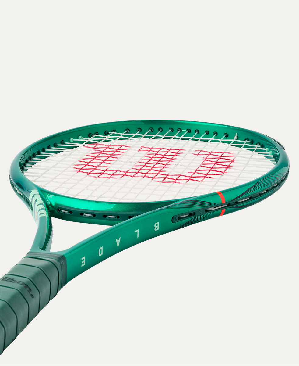 RAQUETA DE TENIS WILSON BLADE 100UL V10 FRM 2 - 3