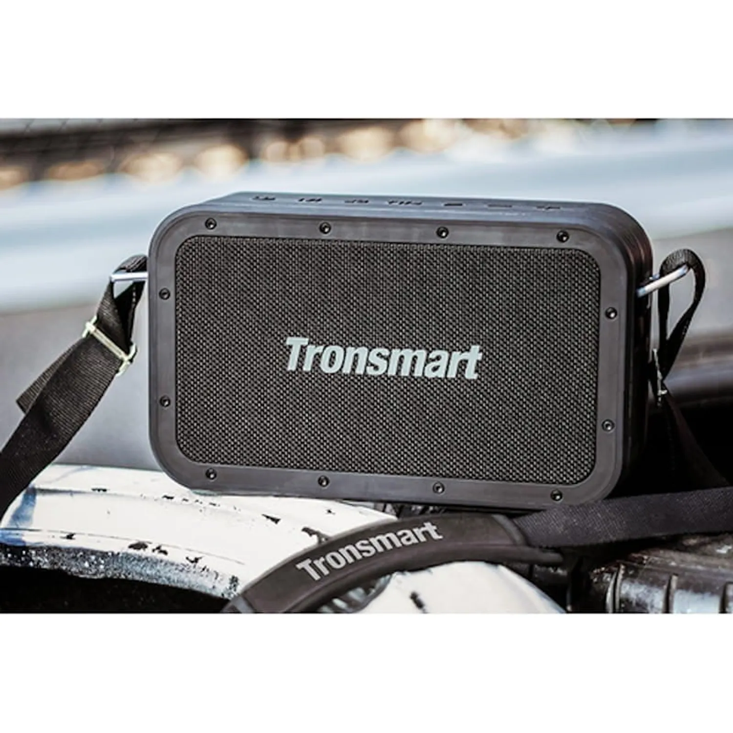 PARLANTE BLUETOOTH TRONSMART FORCE MAX 80W CON SONIDO SOUNDPULSE TWS 2.2 - 4