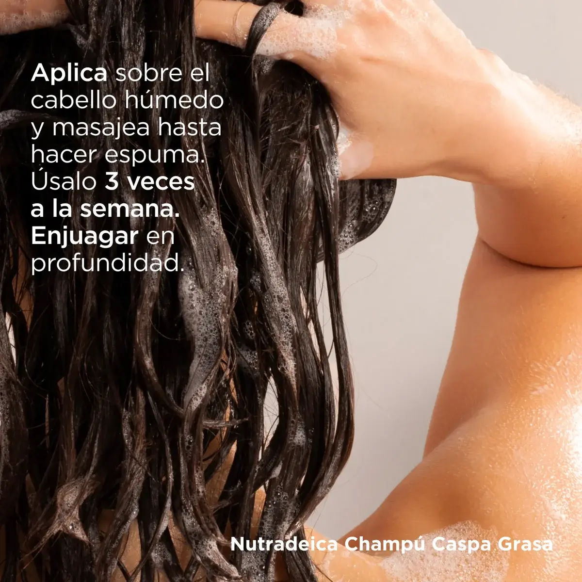 ISDIN NUTRADEICA SHAMPOO ANTICASPA GRASA 200 ML - 4