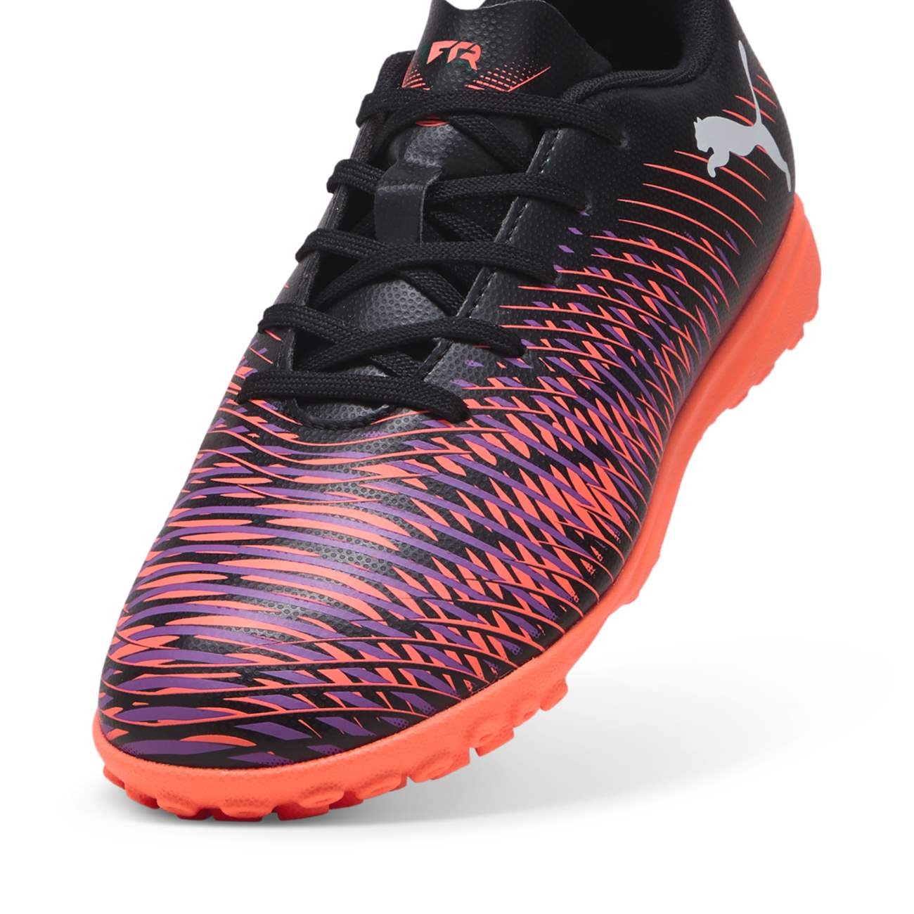 ZAPATILLAS PUMA PARA NIÑOS FUTBOL FUTURE 8 PLAY TT JR - NEGRO 108396-01 - 6