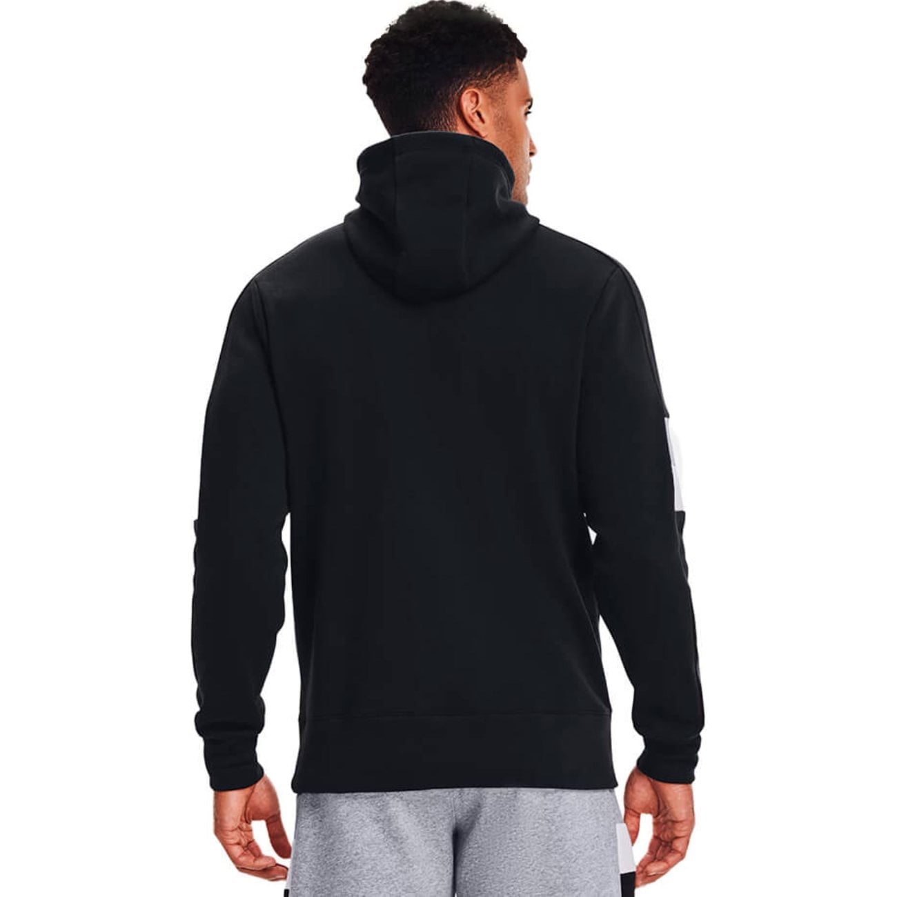 POLERA UNDER ARMOUR BASELINE FLEECE - NEGRO 1366528-001 - 2