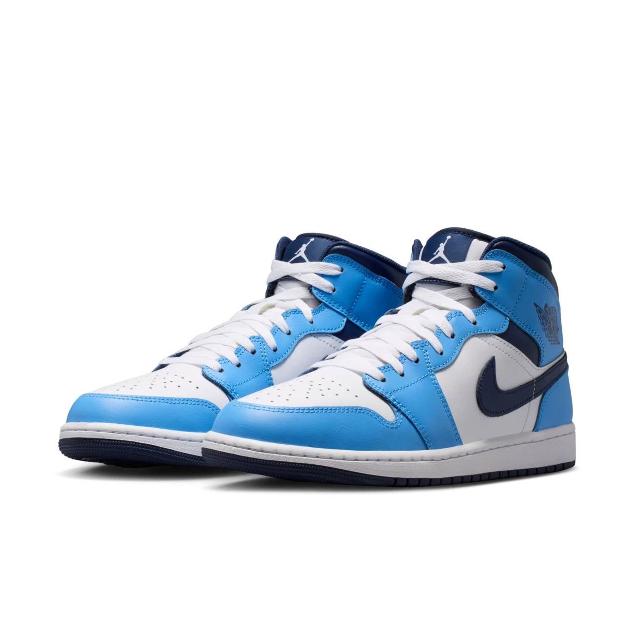 BOTIN NIKE PARA HOMBRE BASKETBALL AIR JORDAN 1 MID - CELESTE DQ8426-405 - 2