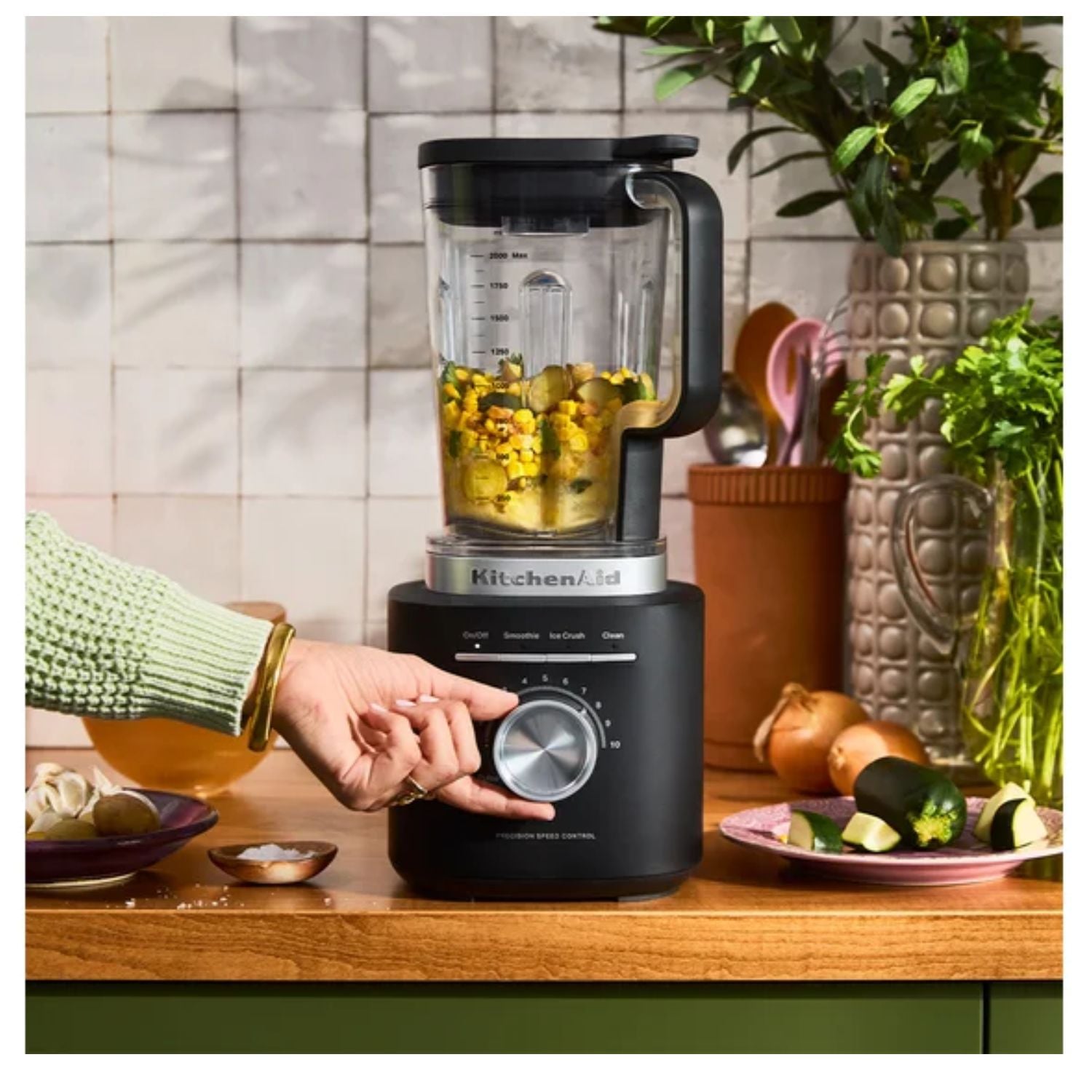LICUADORA KITCHENAID 1700 WATTS VASO 2 LITROS 10 VELOCIDADES NEGRO - 5