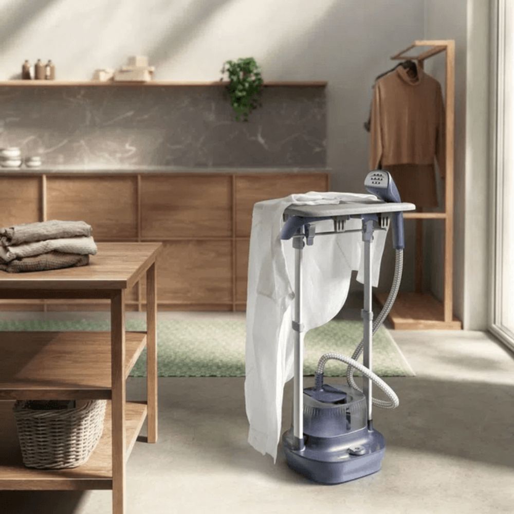 VAPORIZADOR DE ROPA ELECTROLUX EXPERT EGS20 CON PERCHERO - 5