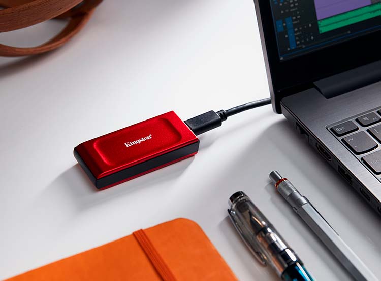 SSD EXTERNO KINGSTON XS1000R 2TB ROJO - 4