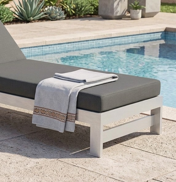 REPOSERA MOVENDA MUEBLES CRISTAL BLANCO PISCINA AJUSTABLE - 4
