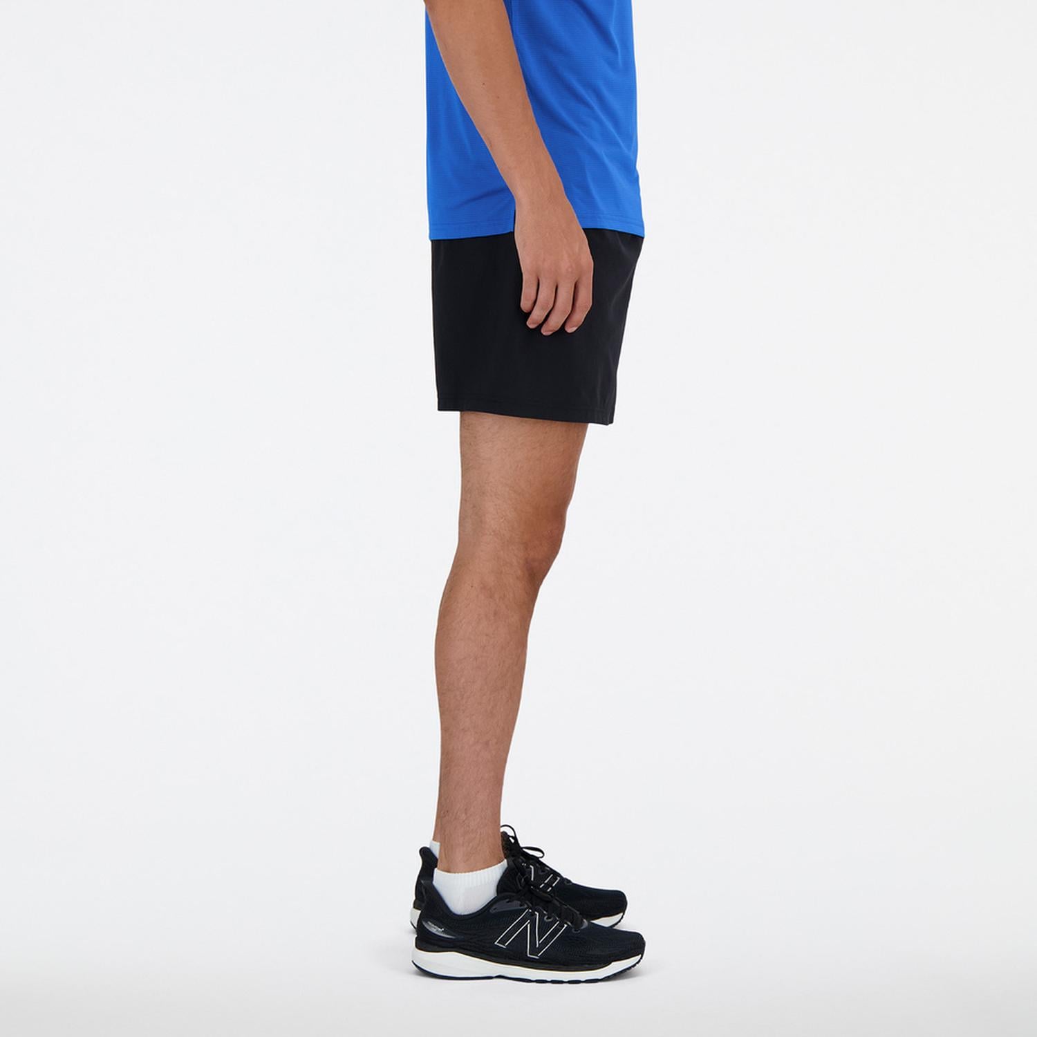 SHORT NEW BALANCE SPORT ESSENTIALS SHORT 5 HOMBRE - 2