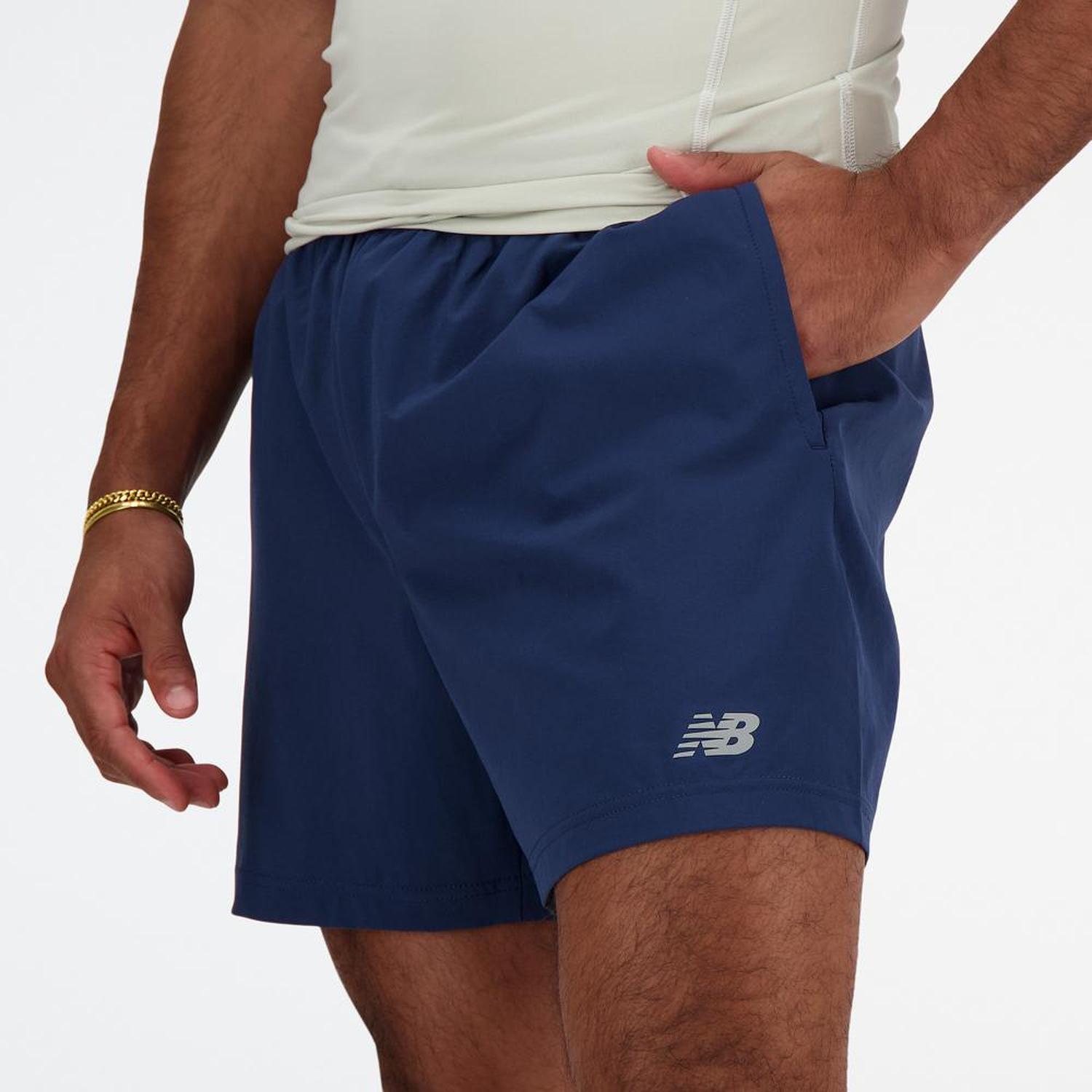SHORT NEW BALANCE SPORT ESSENTIALS SHORT 5 HOMBRE - 4