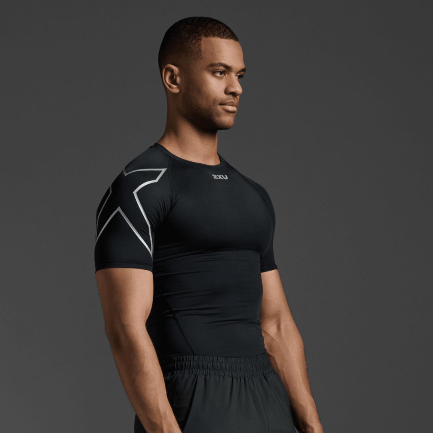 POLO 2XU CORE COMPRESSION SHORT SLEEVE HOMBRE - 1
