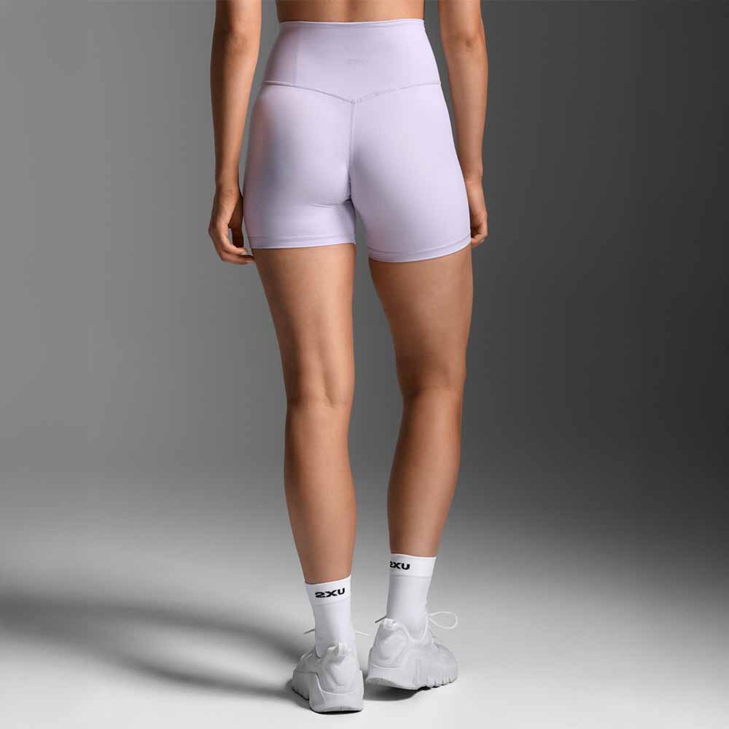 SHORT 2XU FLUID HI-RISE 5 INCH SHORTS MUJER - 3