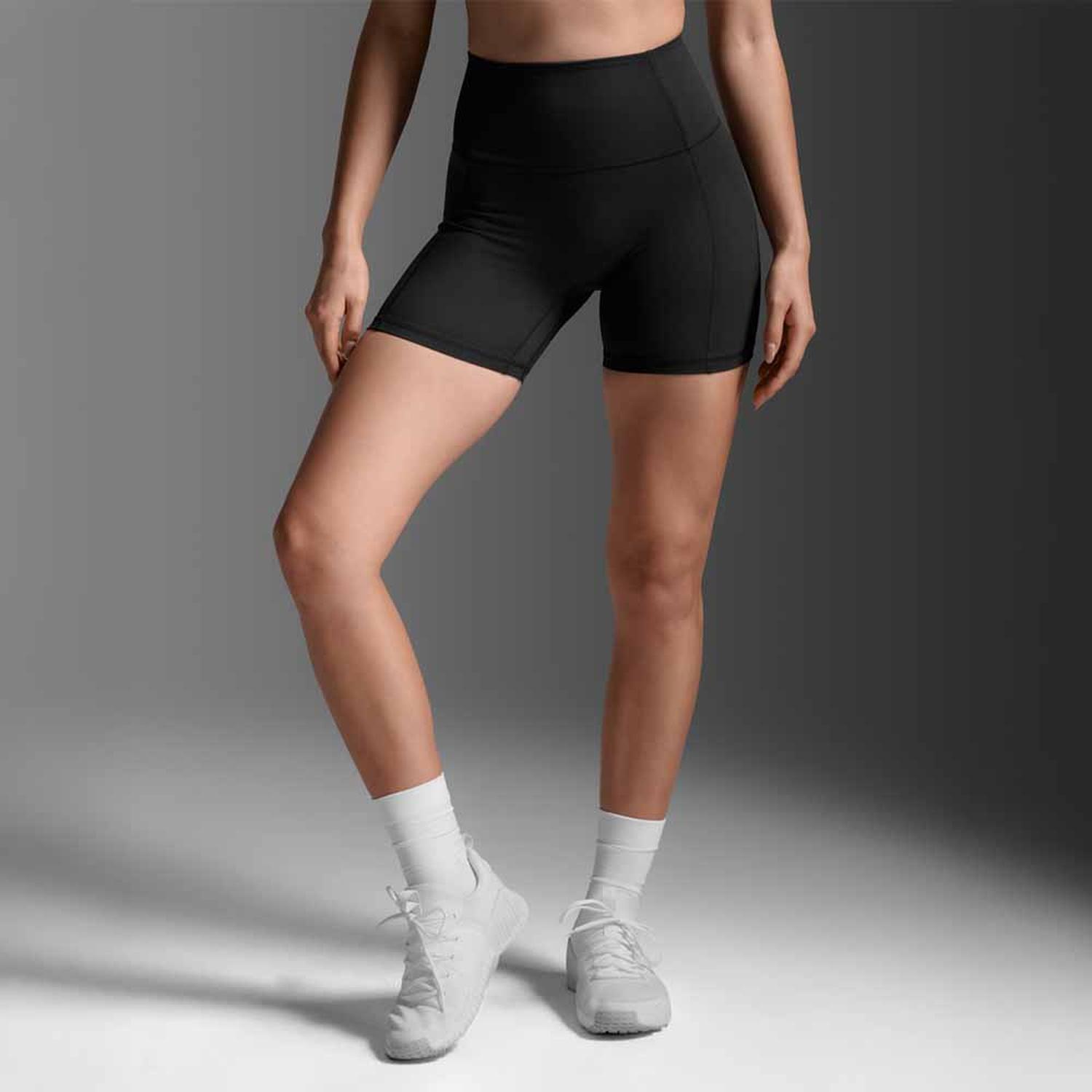 SHORT 2XU FLUID HI-RISE 5 INCH SHORTS MUJER - 1