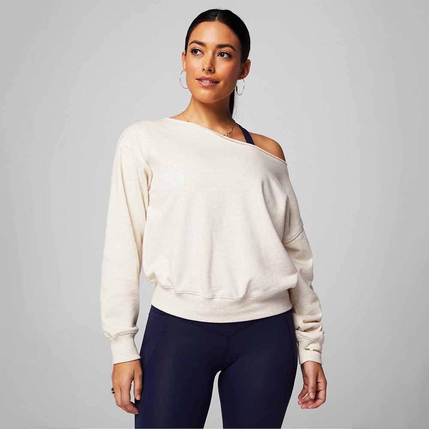 POLERA FABLETICS YEAR ROUND TERRY OFF SHOULDER SWEATSHIRT MUJER - 1