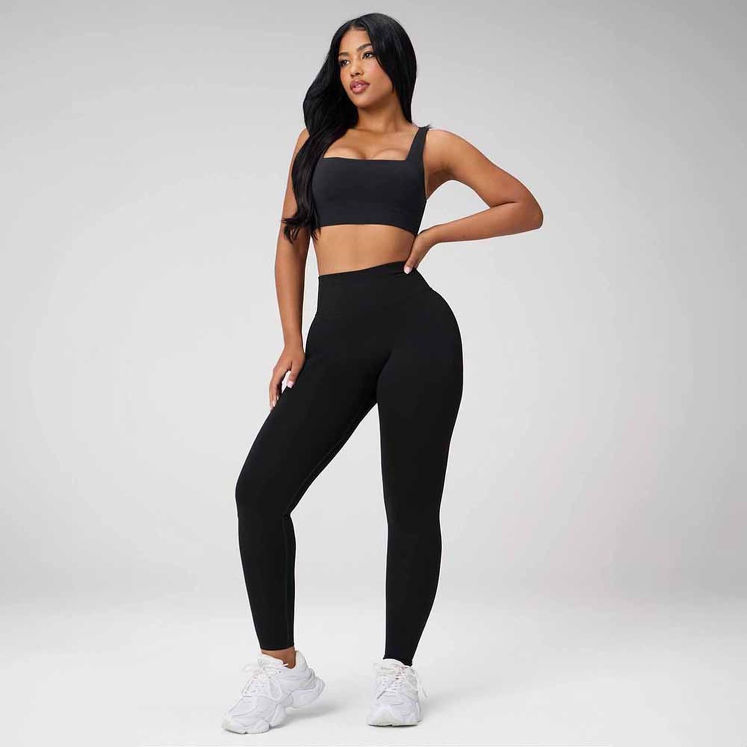 TOP FABLETICS SLEEK SEAMLESS SQUARE NECK LOW IMPACT BRA MUJER - 3