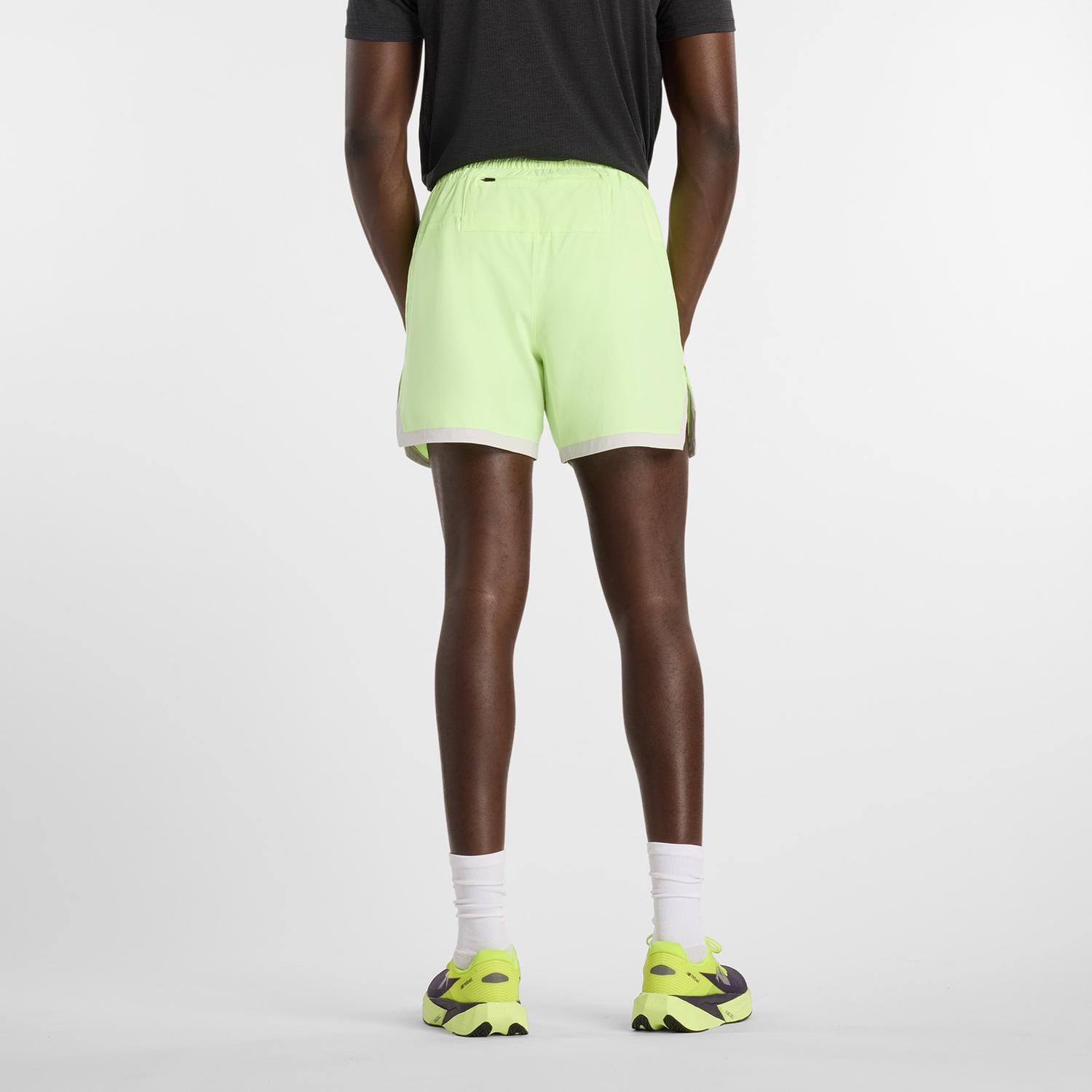 SHORT NEW BALANCE RUN ESSENTIALS SHORT 5' HOMBRE - 3