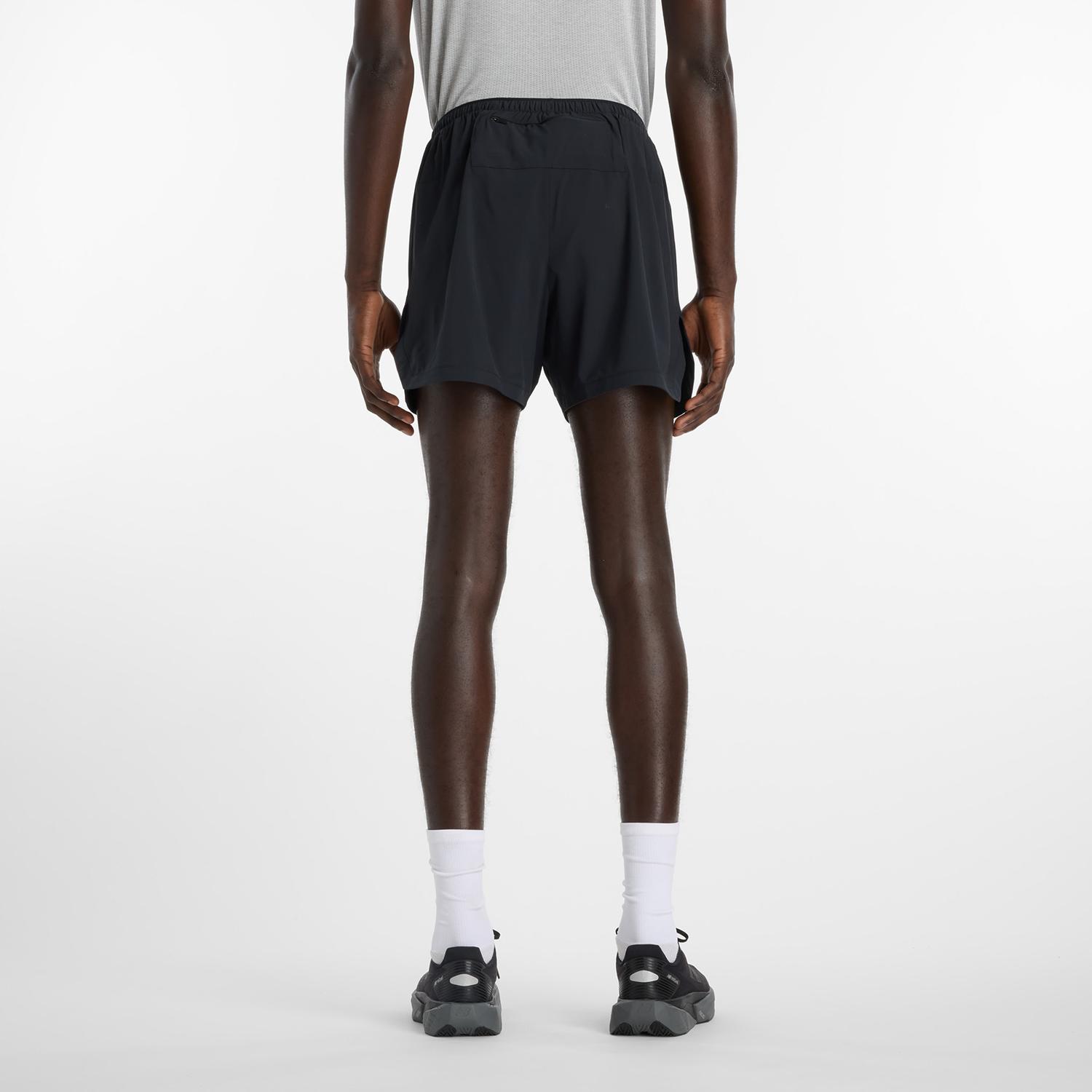 SHORT NEW BALANCE RUN ESSENTIALS SHORT 5' HOMBRE - 3