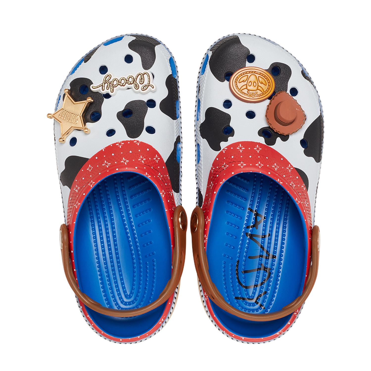 ZUECOS CROCS TOY STORY WOODY CLASSIC CLOG UNISEX - 3