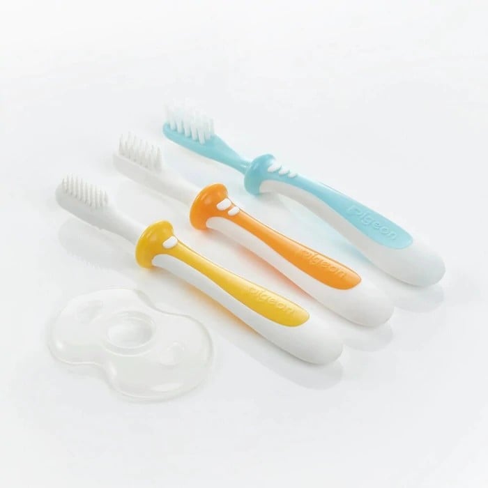 JUEGO DE CEPILLO DENTAL PARA BEBÉ PIGEON P-123 - 1