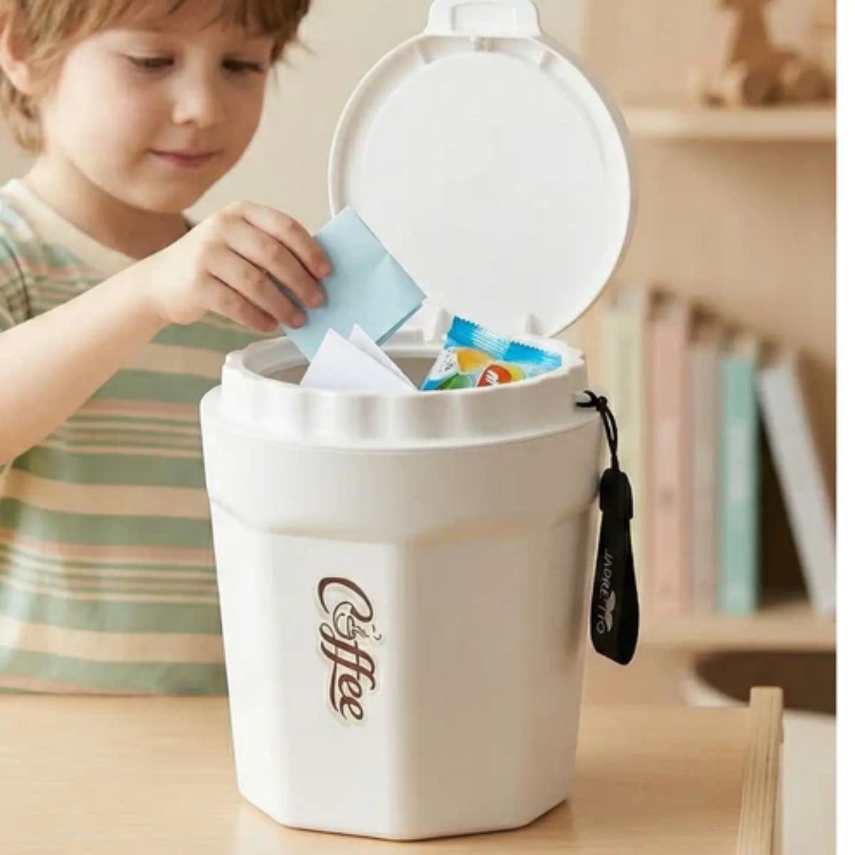 TACHO DE BASURA CON TAPA A PRESIÓN 10L COFFE - 4