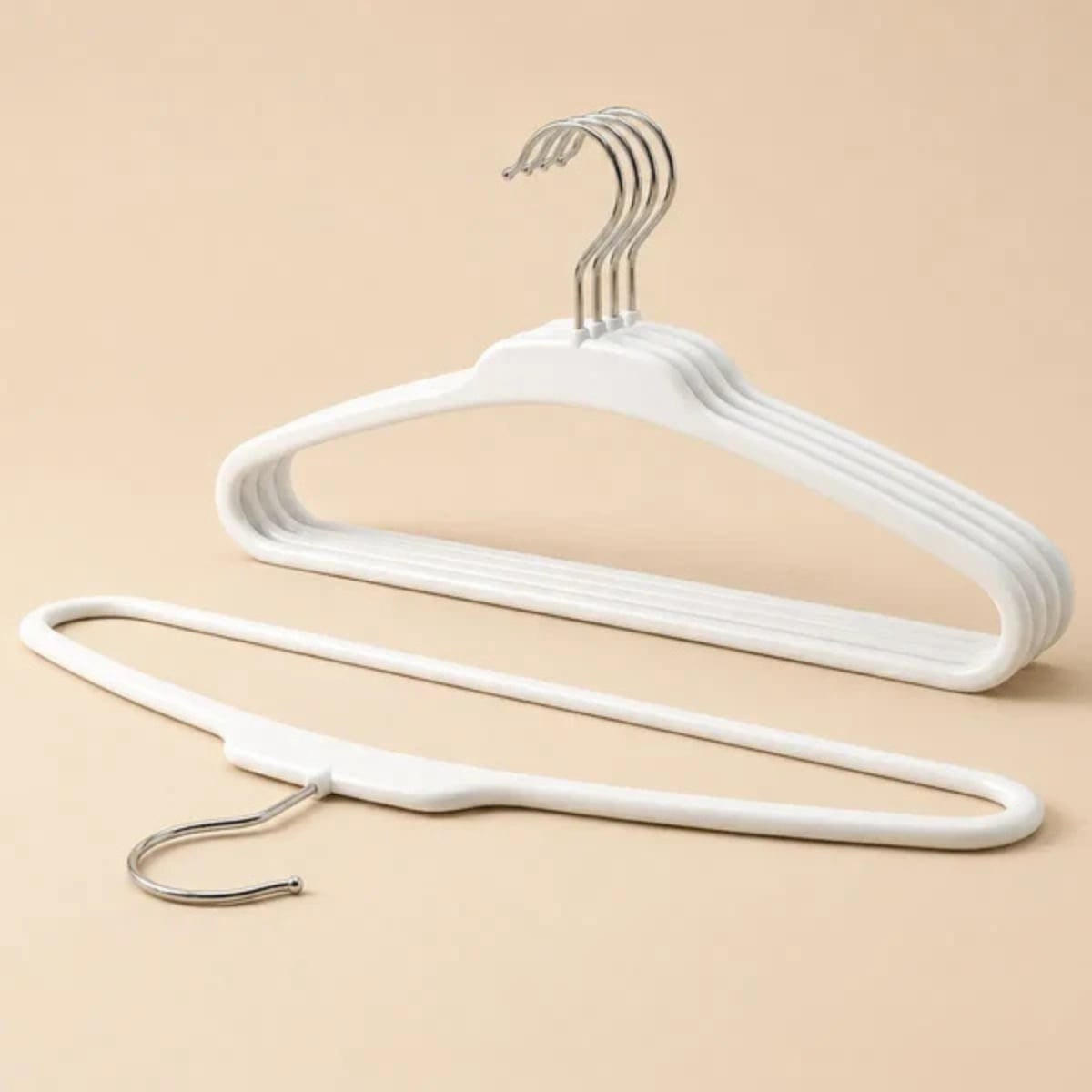 SET DE 5 COLGADORES DE ROPA YOMH - 5