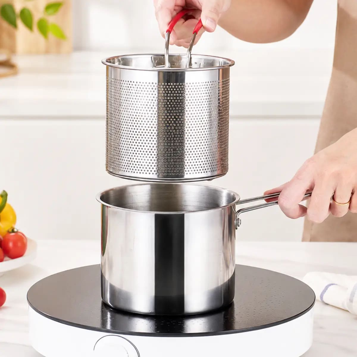 MINI OLLA PARA FRITURAS CON CANASTILLA - 1